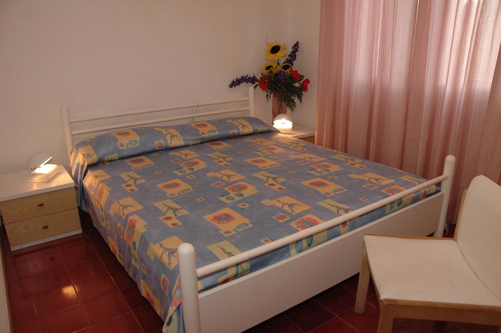Appartamenti Vacanza Albatros Lignano Sabbiadoro Bagian luar foto
